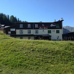 Le Petit Mont Blanc Lodge